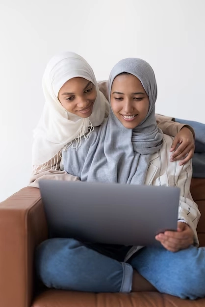 , Bereichernde Koranausbildung für Töchter: Lernen Sie mit einem weiblichen Online-koran-Lehrerin